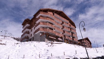 RES. LES CHALETS DELADONIS ,  